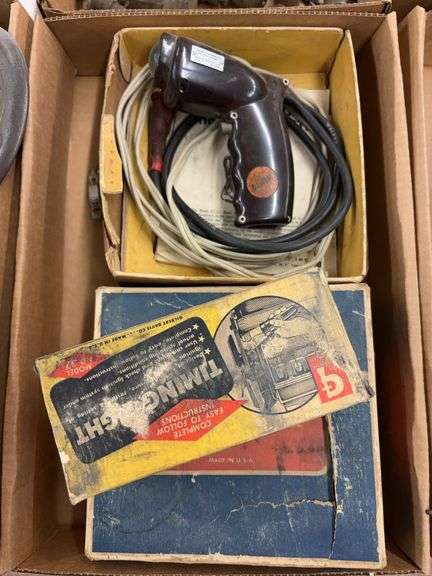 (2) Timing Lights and (1) Spark Plug Tire Pump image