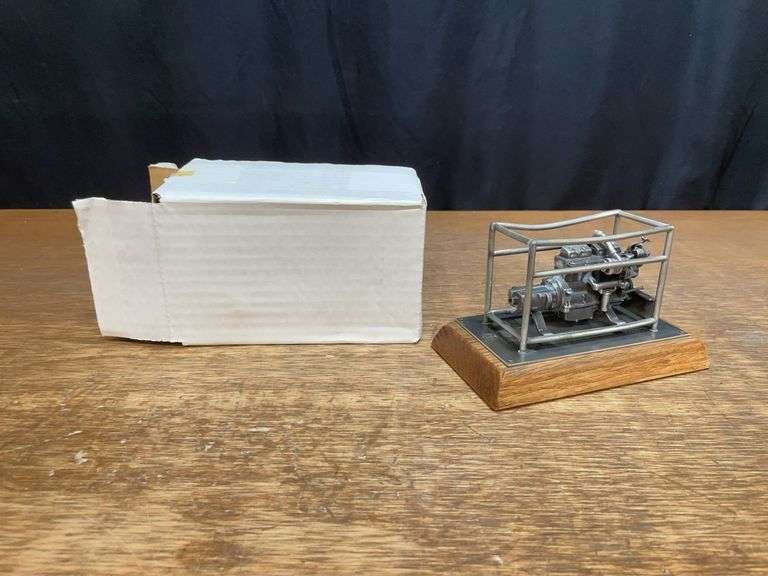 Caterpillar 3406 Engine Paperweight image