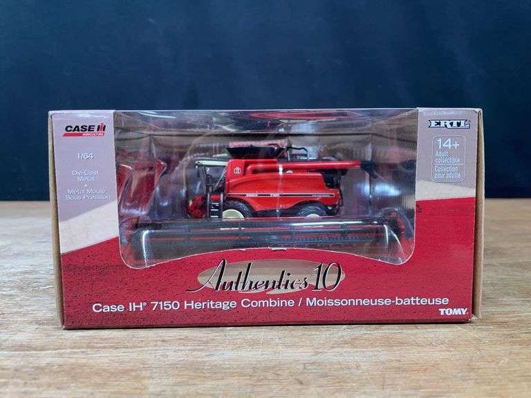 1/64 Case-IH 7150 Heritage Combine Authentics NIB Ertl image