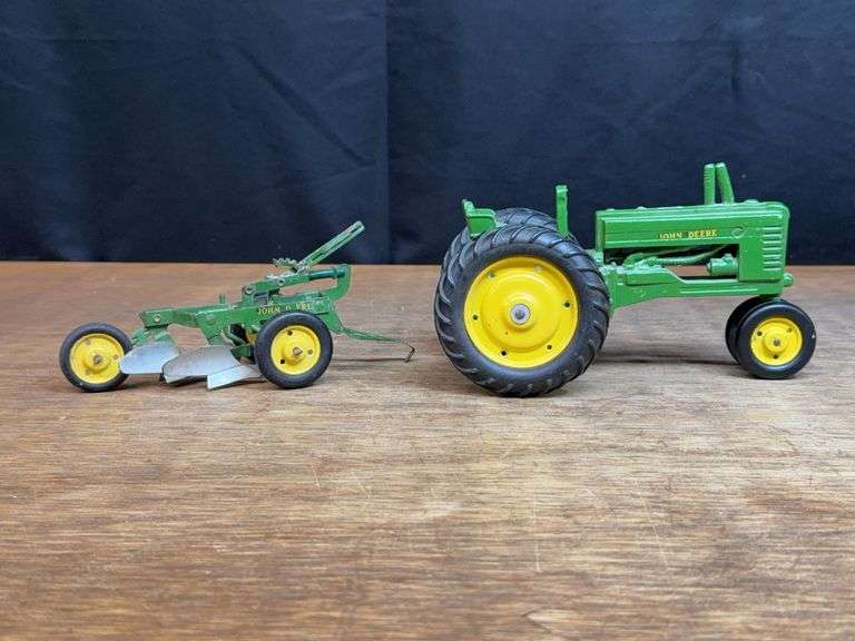 (2) 1/16 John Deere B + Plow image