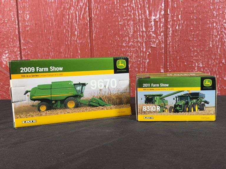 (2) 1/64 John Deere 9670 Combine + 8310R Farm Show NIB Ertl image