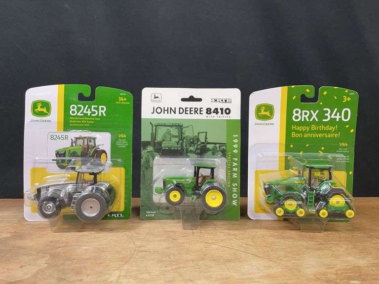 (3) 1/64 John Deere Tractors NIB Ertl image