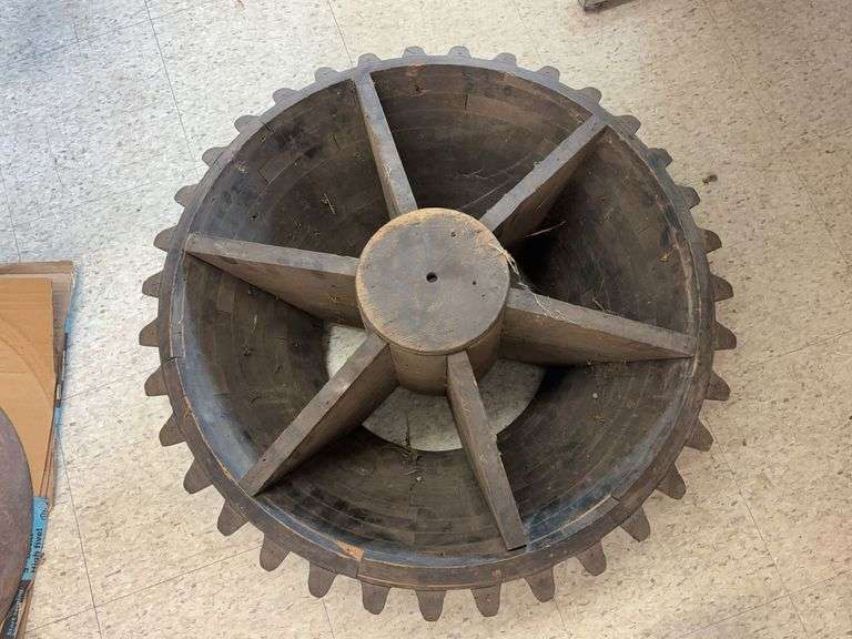 Wooden Gear Pattern image