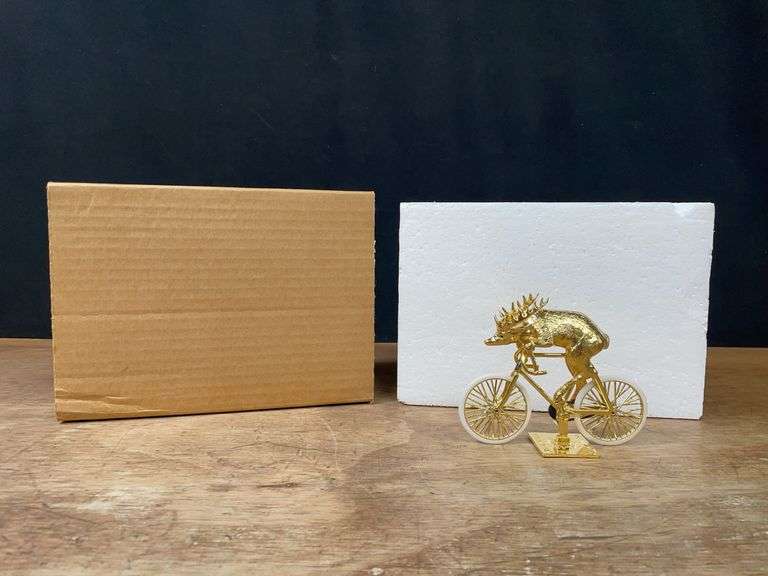 John Deere Deer on Bike Gold 1993 Nashville NIB image