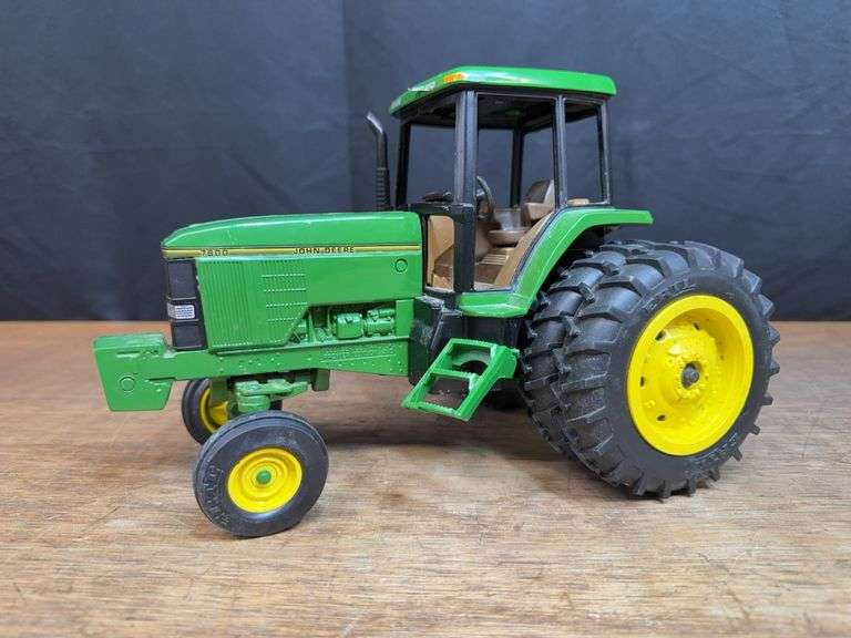 1/16 John Deere 7800 Ertl image