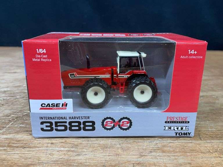 1/64 IH 3588 Prestige NIB Ertl image