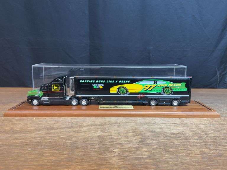 1/64 1997 John Deere NASCAR Semi image