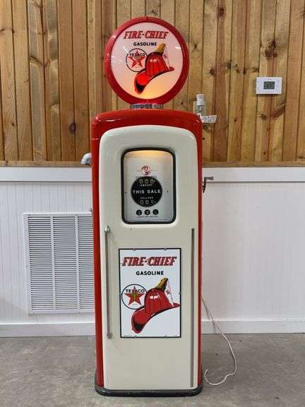 Texaco Fire Chief Gas Pump image