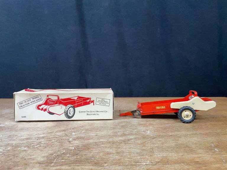 1/16 Tru-Scale Spreader Carter image