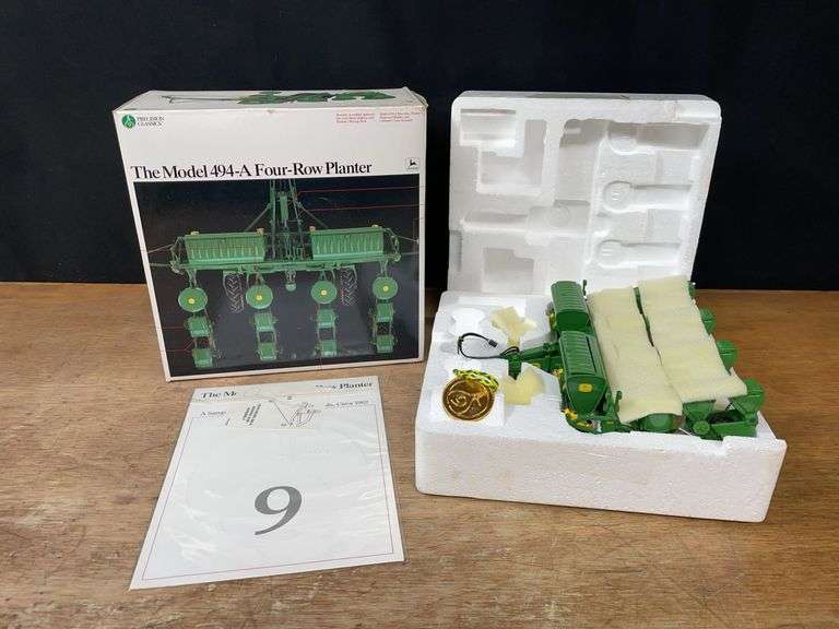 1/16 John Deere 494-A Planter Precision NIB Ertl image
