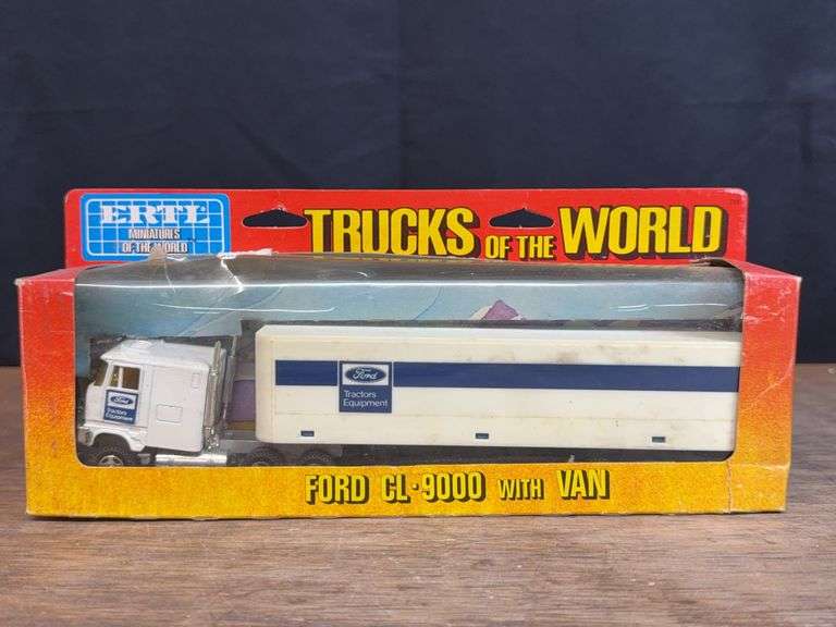 1/64 Ford Tractors Semi NIB Ertl image