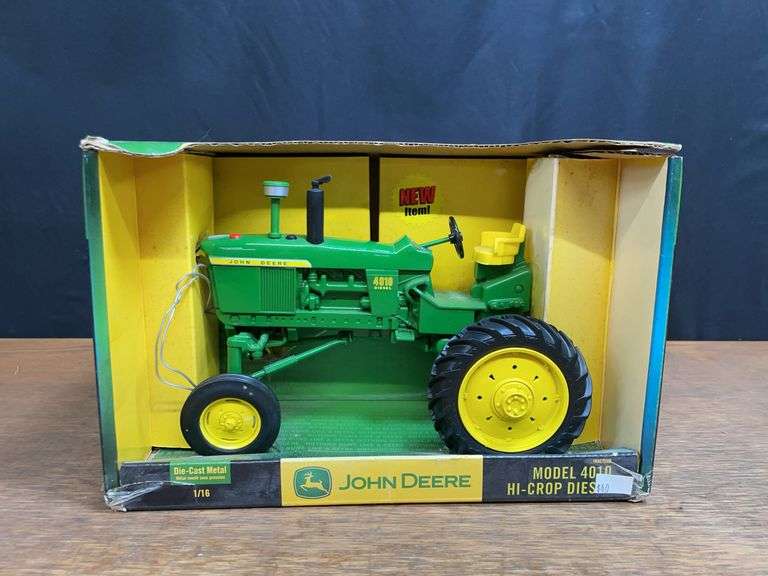 1/16 John Deere 4010 Hi-Crop NIB Ertl image