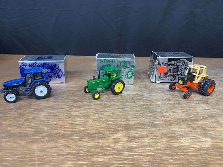 (3) 1/43 Case 1170 Demonstrator, John Deere 4230, NH 8260 NFTS NIB Ertl image