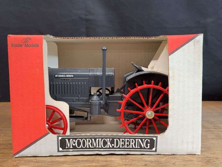 1/16 McCormick-Deering 15-0 NIB SM image