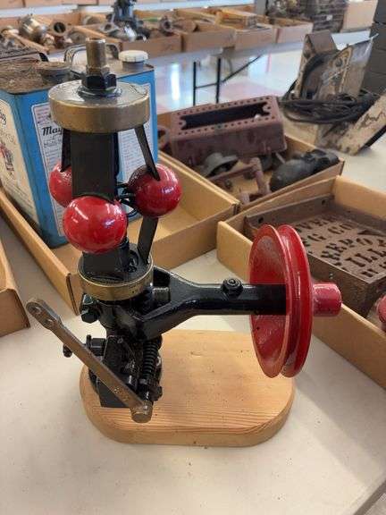 Pickering Governor Company Fly Ball Governor image