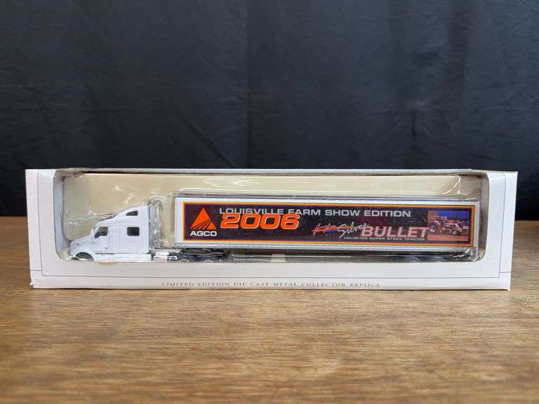 1/64 Silver Bullet Puller Semi 2006 Louisville NIB SC image