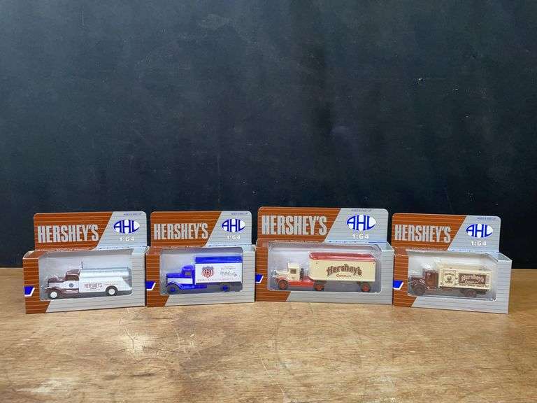 (4) 1/64 Hershey's Trucks NIB image