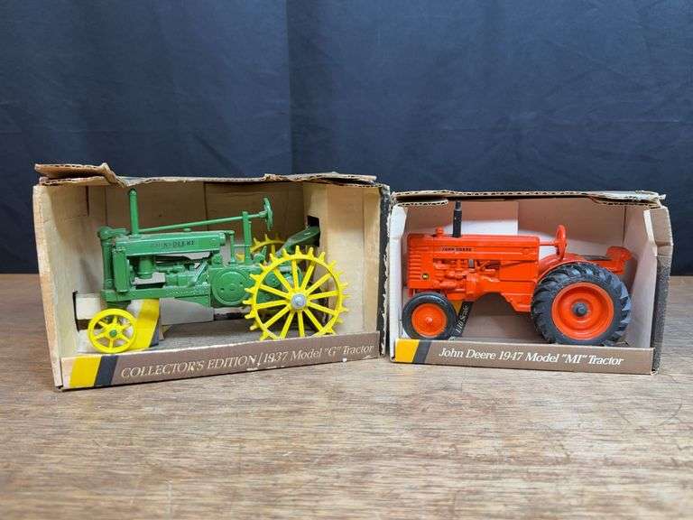 (2) 1/16 John Deere MI + G NIB Ertl image