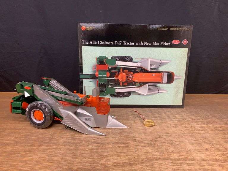 1/16 AC D17 w/NI Picker Precision Ertl image