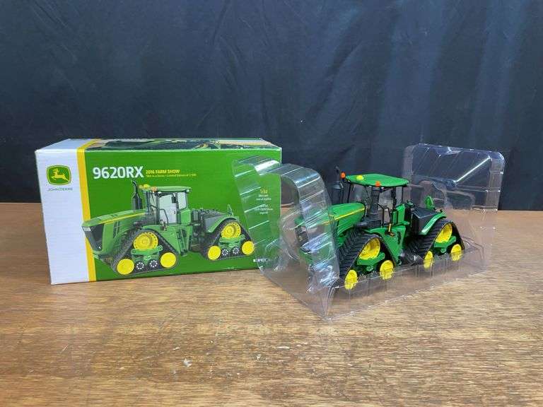 1/32 John Deere 9620RX 2016 Farm Show NIB Ertl image