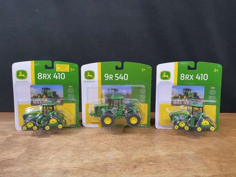 (3) 1/64 John Deere Tractors NIB Ertl image