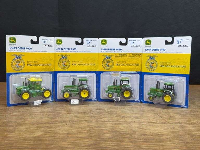 (4) 1/64 John Deere FFA Tractors NIB Ertl image