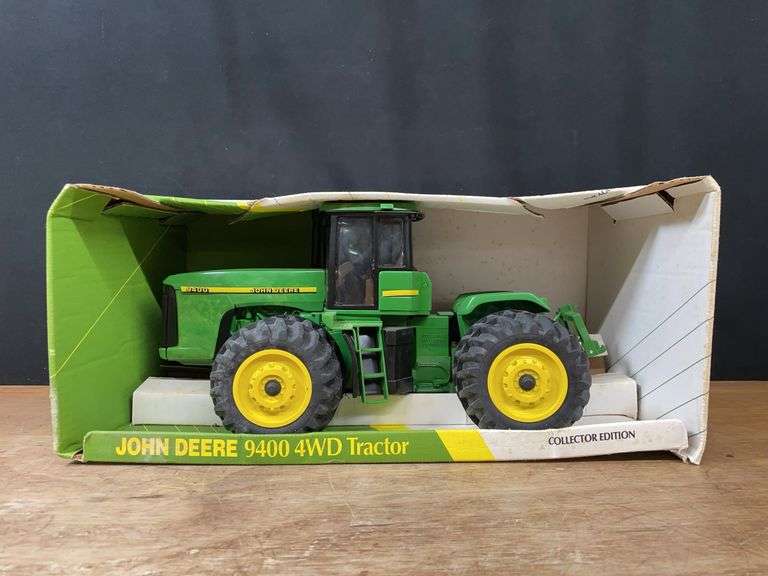 1/16 John Deere 9400 Collector NIB Ertl image