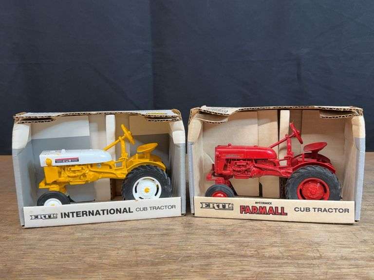 (2) 1/16 Farmall Cub + IH Cub NIB Ertl image