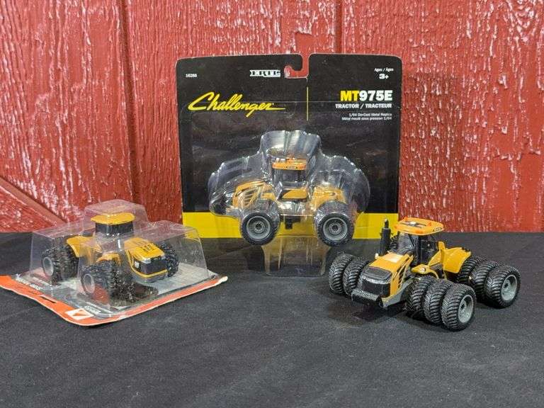 (3) 1/64 Challenger Tractors image