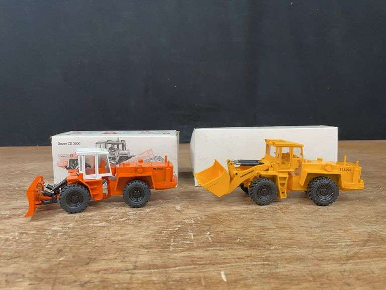 (2) 1/50 Zettelmeyer Wheel Loader + Dozer NIB NZG image