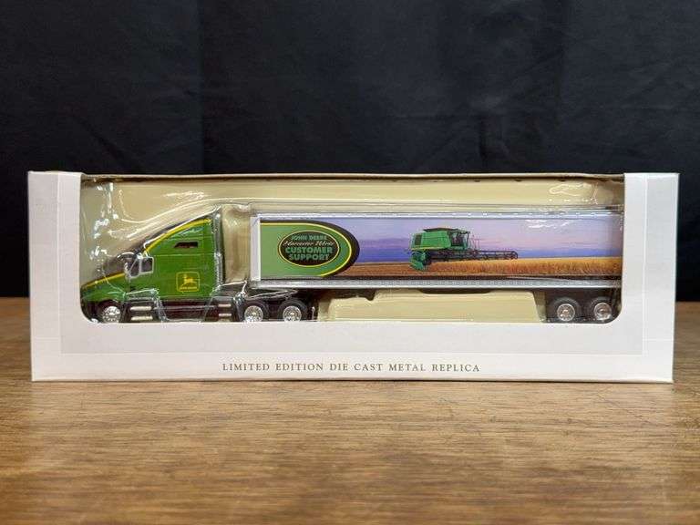 1/64 John Deere Harvester Works Semi NIB SC image