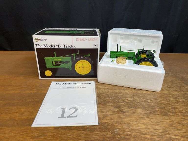 1/16 John Deere B Precision NIB Ertl image