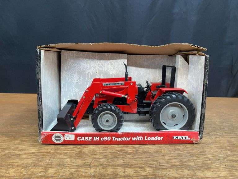 1/16 Case-IH C90 w/Loader NIB Ertl image