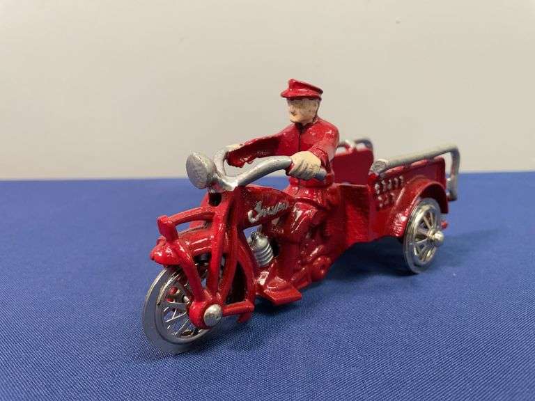 Indian Motorcycle Crash Car Hubley image