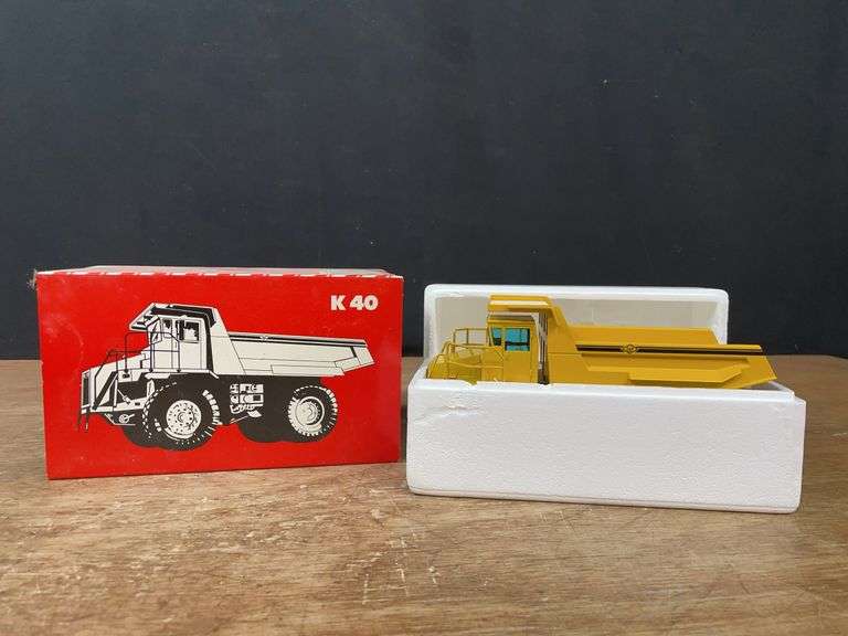 1/40 O&K K50 Haul Truck NIB NZG image