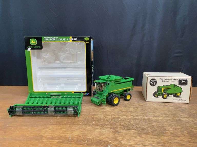 (2) 1/16 John Deere 620 Orchard + 1/32 John Deere Combine image