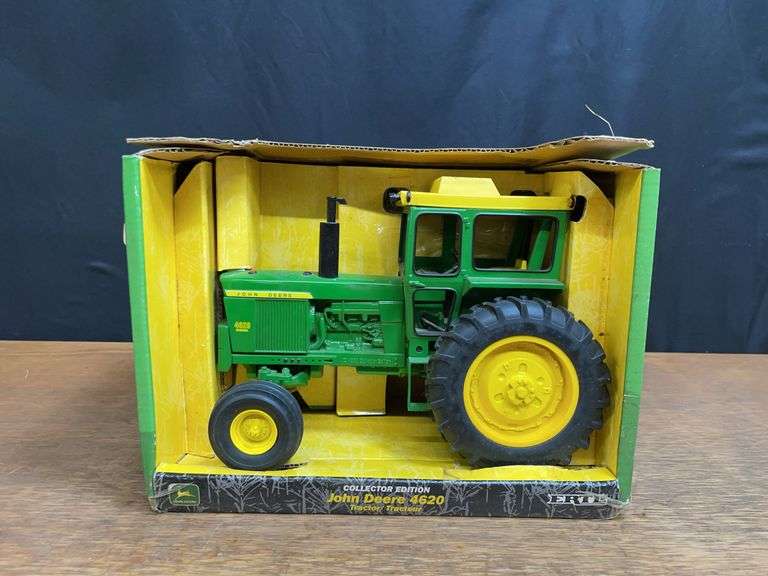 1/16 John Deere 4620 Collector NIB Ertl image