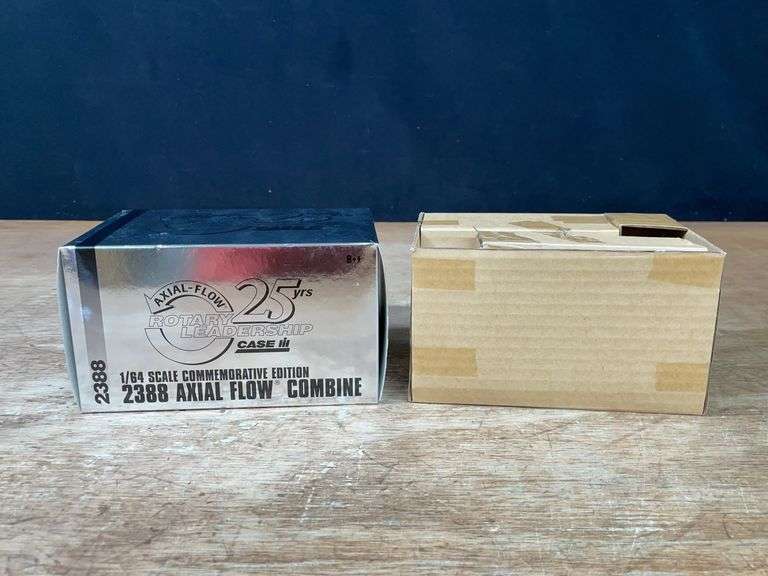 1/64 Case-IH 2388 Combine 25 Years NIB Ertl image