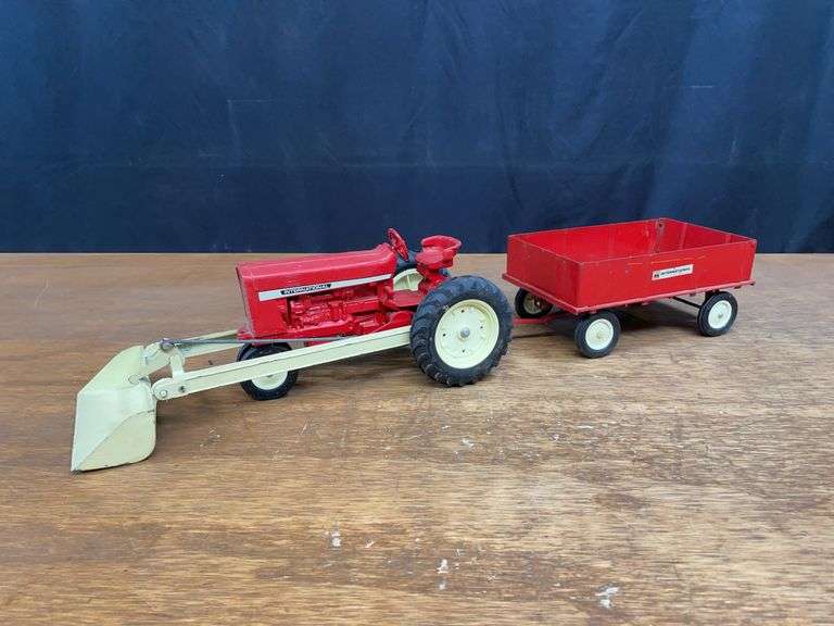 (2) 1/16 IH 544 w/Loader + Barge Wagon Ertl image