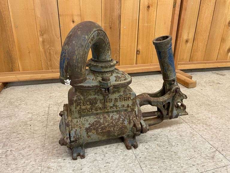 F.E. Meyers Steamer Pump image