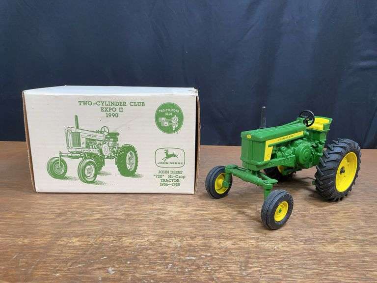1/16 John Deere 720 Hi-Crop 1990 2 Cylinder NIB Ertl image