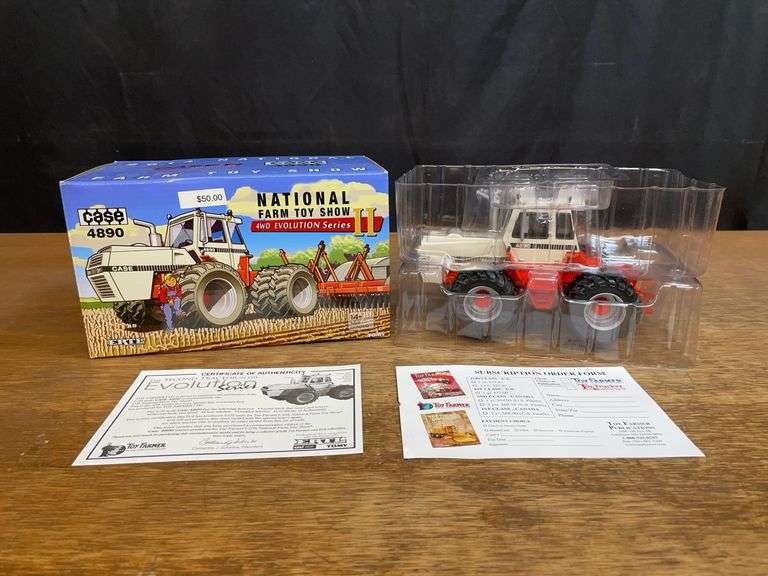 1/32 Case 4890 2014 NFTS NIB Ertl image