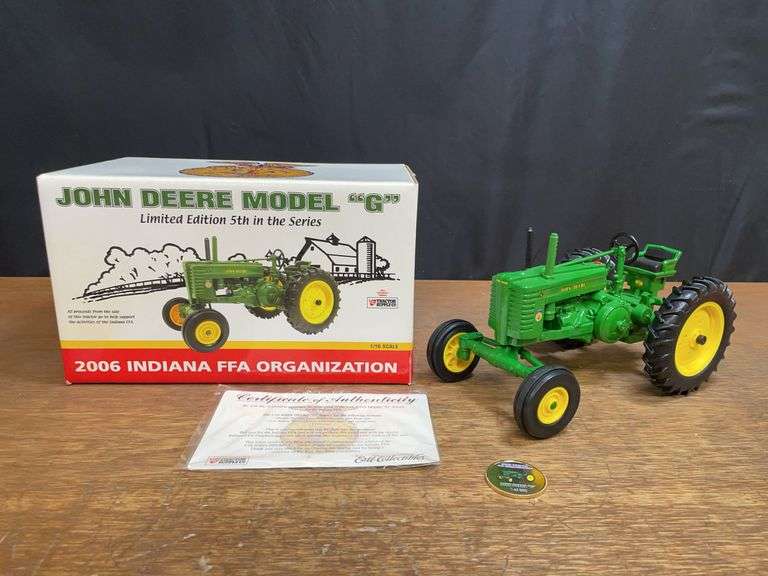 1/16 John Deere G 2006 Indiana FFA NIB Ertl image