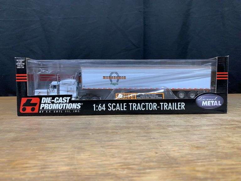 1/64 Horseshoe Express Semi NIB DCP image