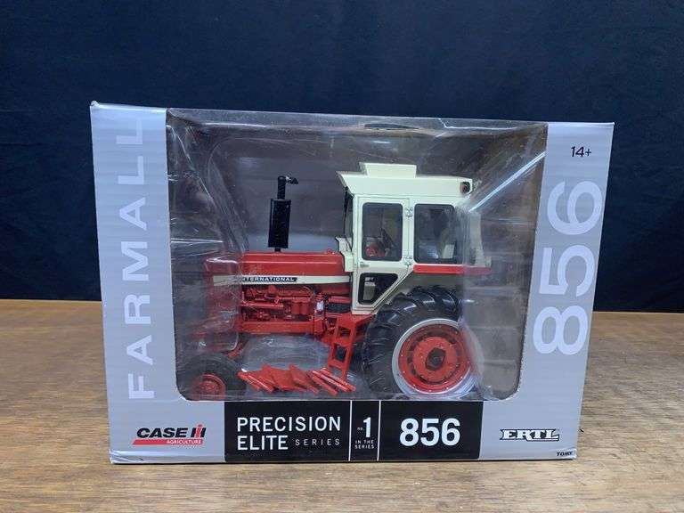 1/16 IH 856 Precision Elite NIB Ertl image