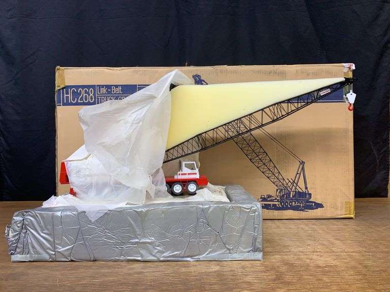 1/48 Link-Belt HC-268 Truck Crane NIB CCM image