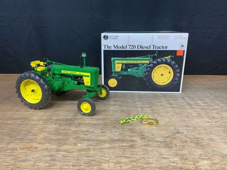 1/16 John Deere 720 Precision Ertl image