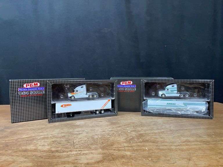 (2) 1/64 Tango + Arrow Semis NIB PEM image