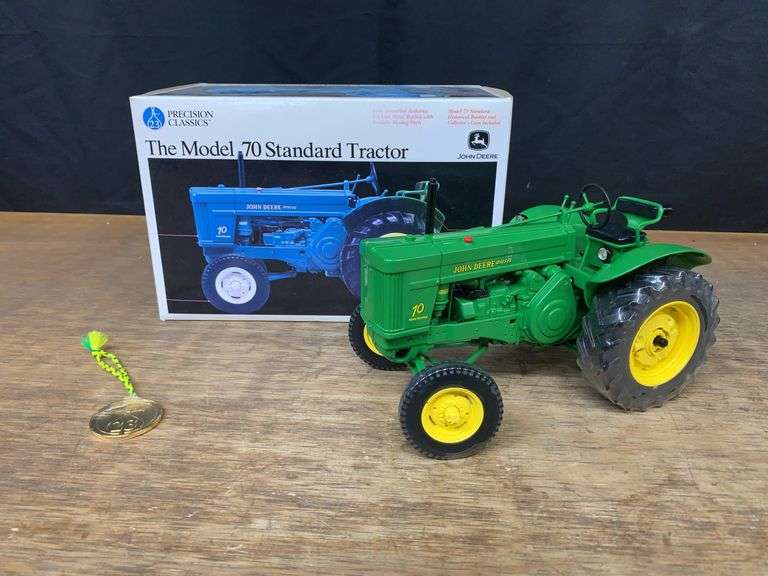1/16 John Deere 70 Precision Ertl image