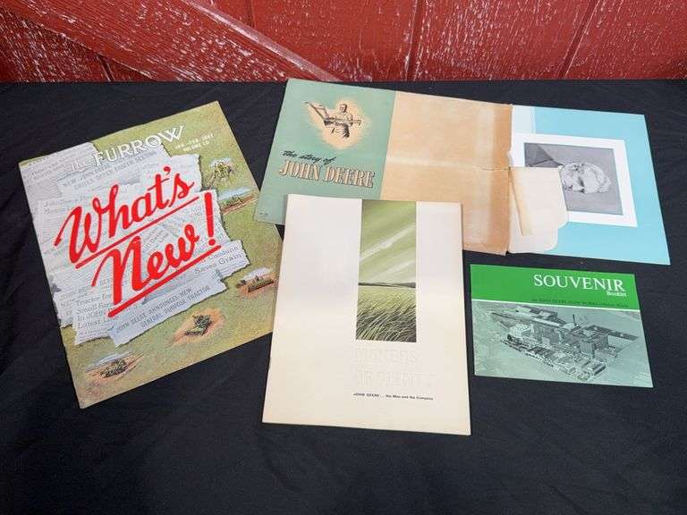 (4) John Deere Literature image